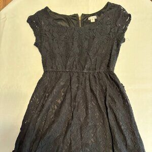 Black lace dress